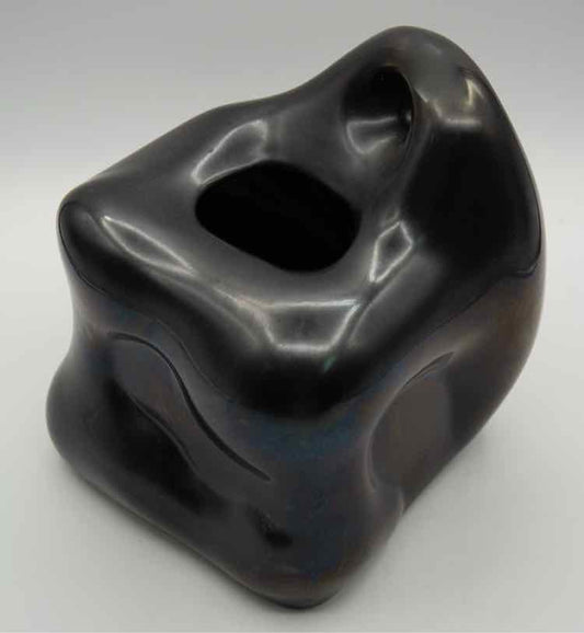 Vohann Vtg. Abstract Tissue Holder