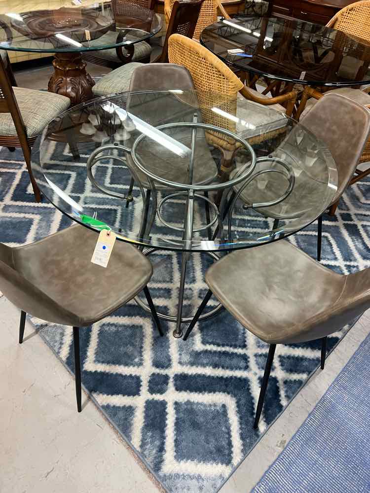 Glass Top Table w/4 Chairs