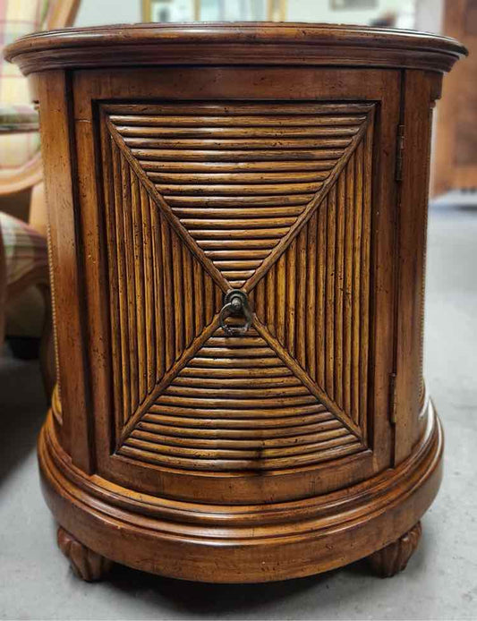 Round End Table w/Door