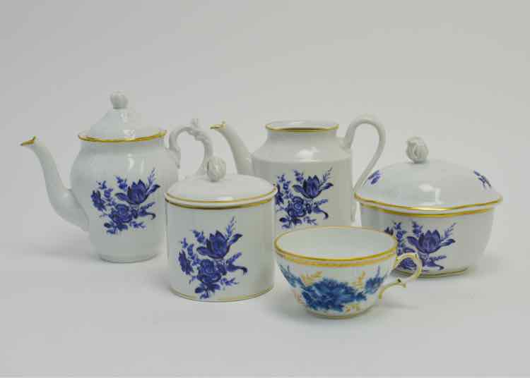 Vtg. Richard Ginori Porcelain Tea Service Dishware