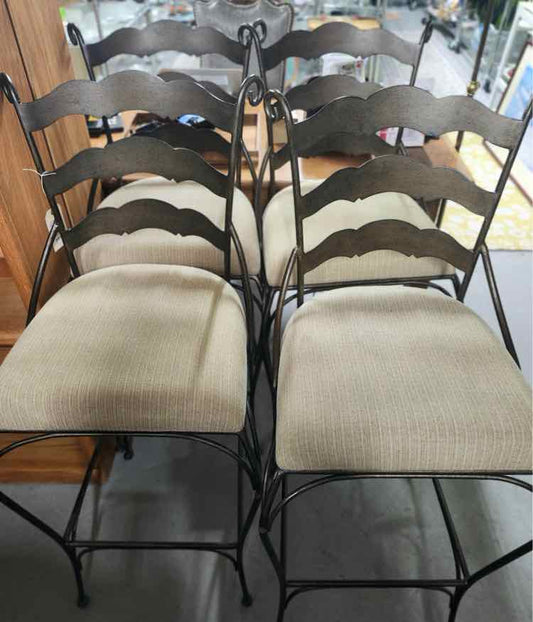 4 Metal Barstools