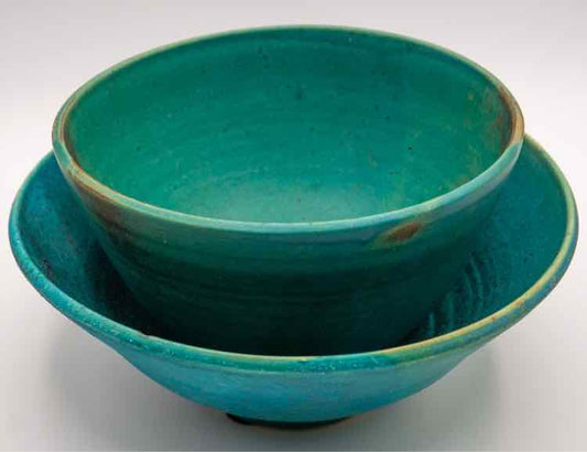 2 signed Stoneware Bowl