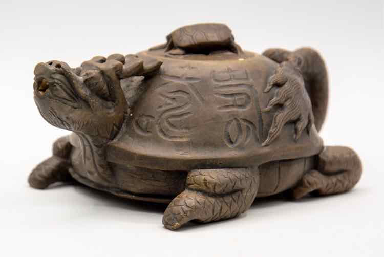 Turtle Dragon Yixing Zisha Clay Teapot