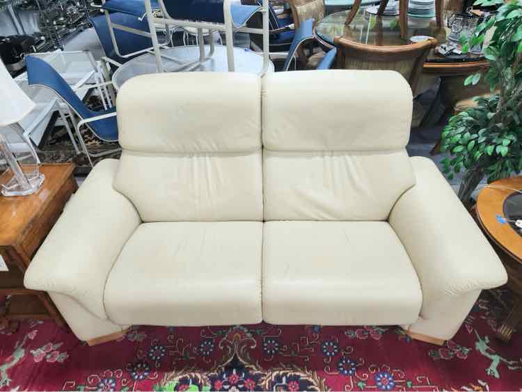 Ekornes Stressless Loveseat