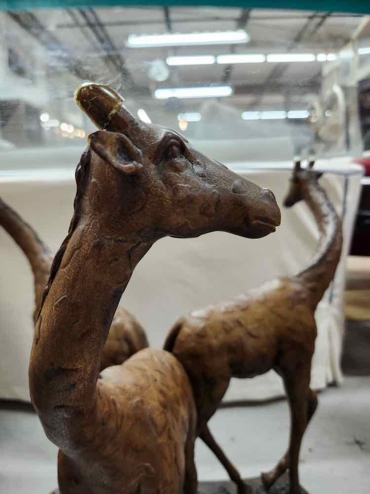 Giraffe End Table
