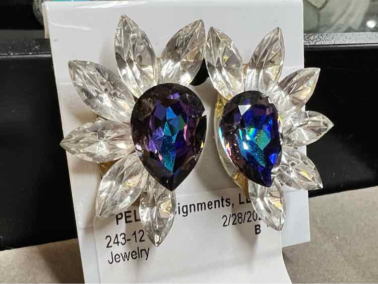 Vintage Blue Crystal Clip Earrings